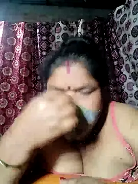 Snapshot of Hot_Falguni chatting on 7, 2, 2025 Hot Falguni online show from 7, 2, 2025