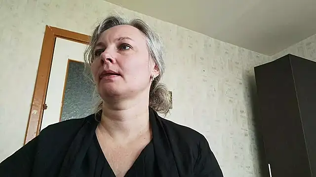 EdithManning online show from 11, 5, 2026