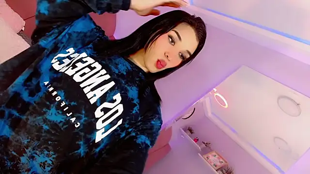 Jadeyourqueen online show from 4, 1, 2025