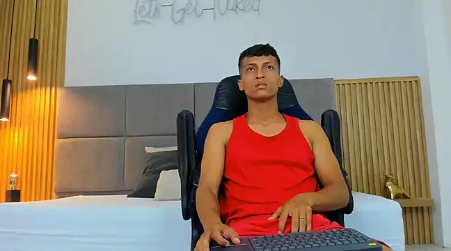 wolf james123 online show from 5, 2, 2025