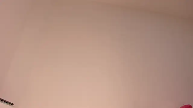 Snapshot of iluy_ chatting on 23, 12, 2024 iluy online show from 23, 12, 2024