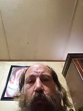 Snapshot of Beyond1978 chatting on 11, 10, 2025 Beyond1978 online show from 11, 10, 2025