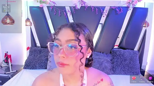 Snapshot of antonelllepiercee chatting on 28, 4, 2026 antonelllepiercee online show from 28, 4, 2026