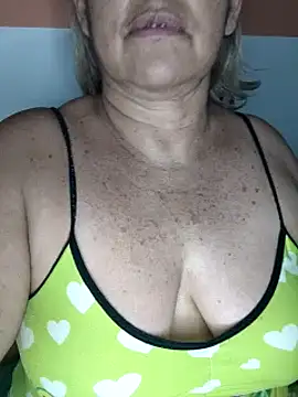 Snapshot of Kasandra_Ho chatting on 11, 1, 2025 Kasandra Ho online show from 11, 1, 2025
