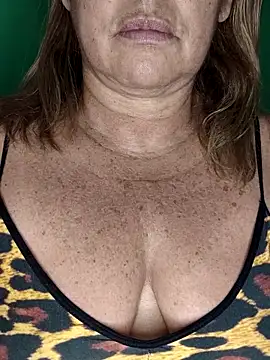 Kasandra Ho online show from 18, 10, 2025