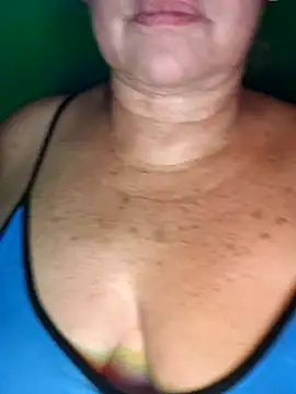 Kasandra Ho online show from 26, 11, 2025