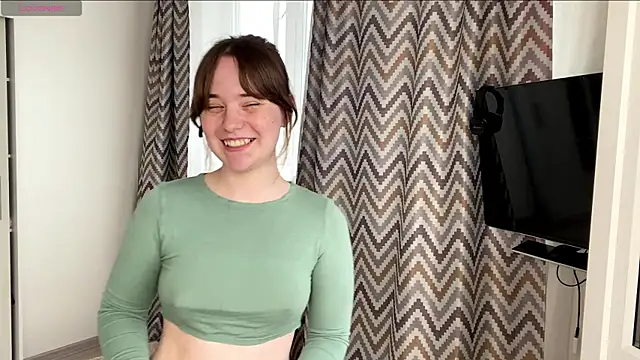 Snapshot of EditaBumford chatting on 5, 7, 2026 EditaBumford online show from 5, 7, 2026