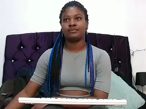 Snapshot of Hanna_Fox_69 chatting on 8, 1, 2025 Hanna Fox 69 online show from 8, 1, 2025