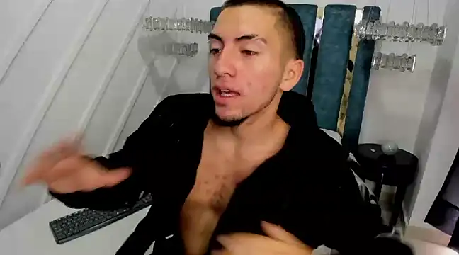 Snapshot of King_Dante_ chatting on 21, 1, 2025 King Dante online show from 21, 1, 2025