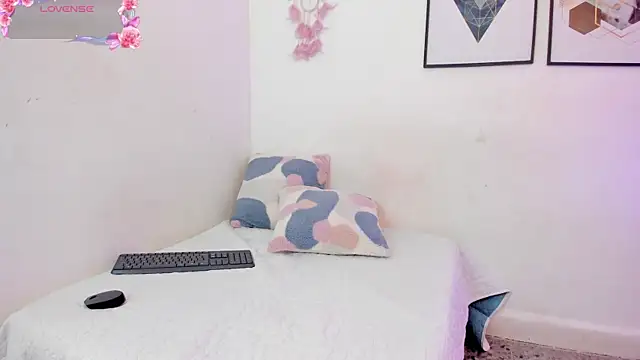 Abriil7 online show from 18, 11, 2025