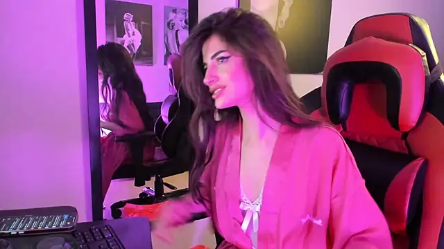 Megga Bluee online show from 1, 2, 2025