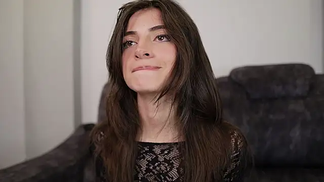 Megga Bluee online show from 1, 10, 2025