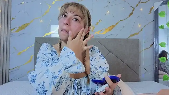 agatha 97  online show from 15, 10, 2025