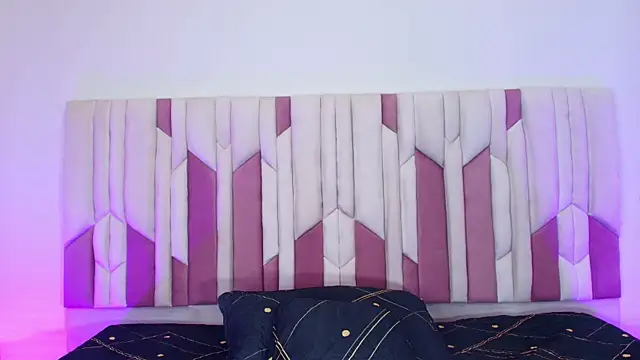 mia stanfort online show from 15, 10, 2025