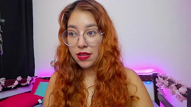 Snapshot of _Moon_Johnson chatting on 16, 9, 2025 Moon Johnson online show from 16, 9, 2025