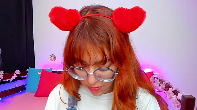 Snapshot of _Moon_Johnson chatting on 20, 9, 2025 Moon Johnson online show from 20, 9, 2025