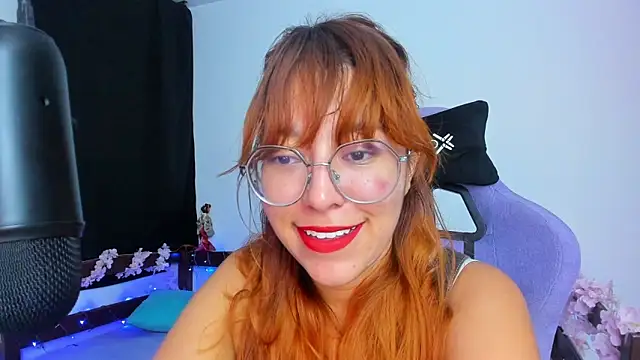 Snapshot of _Moon_Johnson chatting on 21, 10, 2025 Moon Johnson online show from 21, 10, 2025