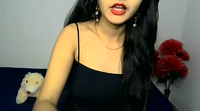 SUZY FROMUS online show from 5, 12, 2024