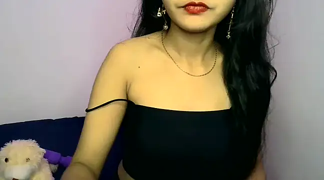 SUZY FROMUS online show from 5, 12, 2024