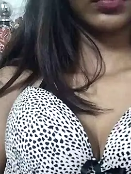 Snapshot of Aaliya_Love chatting on 14, 1, 2025 Aaliya Love online show from 14, 1, 2025