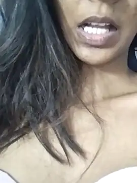 Snapshot of Aaliya_Love chatting on 1, 2, 2025 Aaliya Love online show from 1, 2, 2025