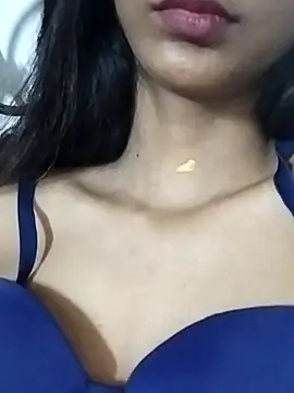 Snapshot of Aaliya_Love chatting on 9, 9, 2025 Aaliya Love online show from 9, 9, 2025