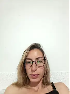 Snapshot of Melinaa-sex chatting on 28, 12, 2024 Melinaa-sex online show from 28, 12, 2024