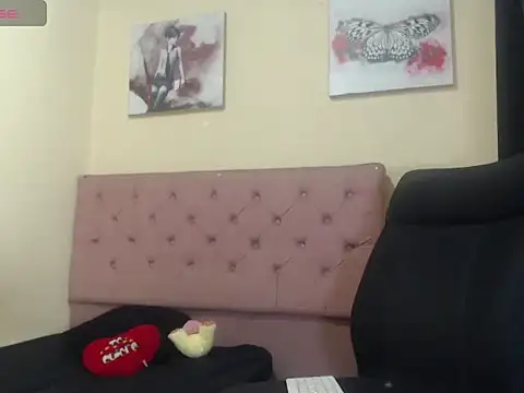 Snapshot of Angiee_Ts chatting on 20, 9, 2025 Angiee Ts online show from 20, 9, 2025