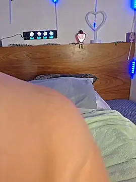 Viiooleetaas online show from 20, 5, 2026