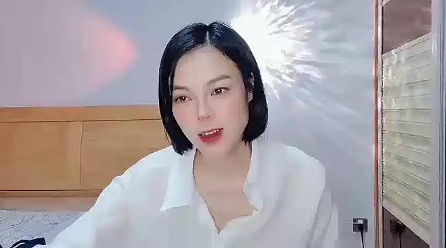 Linda-LL online show from 18, 1, 2025