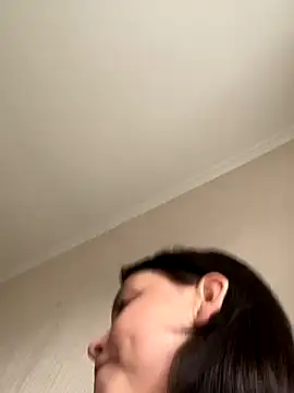 Snapshot of KikiWatson chatting on 3, 10, 2025 KikiWatson online show from 3, 10, 2025