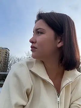 KikiWatson online show from 20, 11, 2025