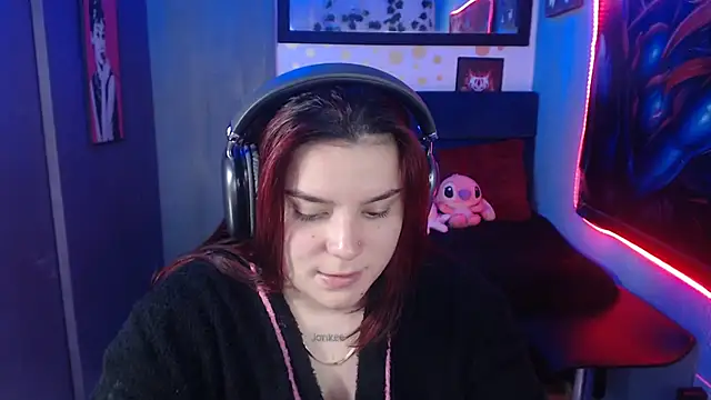 Snapshot of Nika_1_ chatting on 15, 1, 2025 Nika 1 online show from 15, 1, 2025