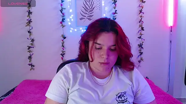 Snapshot of Nika_1_ chatting on 8, 2, 2025 Nika 1 online show from 8, 2, 2025