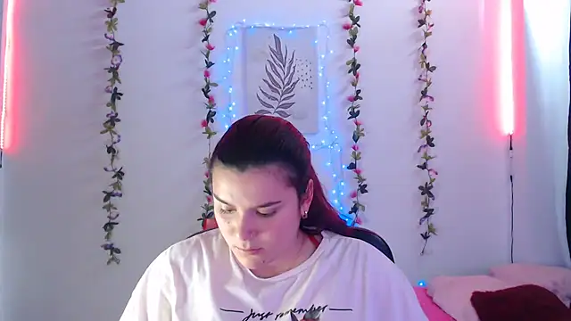 Snapshot of Nika_1_ chatting on 15, 2, 2025 Nika 1 online show from 15, 2, 2025