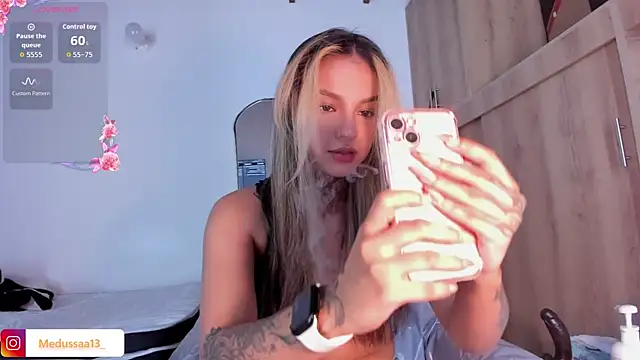 Snapshot of medussa13_ chatting on 17, 6, 2026 medussa13 online show from 17, 6, 2026
