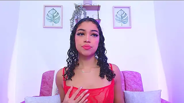 Sara Jhonson online show from 1, 12, 2024