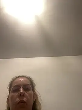 Snapshot of uber_babe chatting on 13, 12, 2024 uber babe online show from 13, 12, 2024