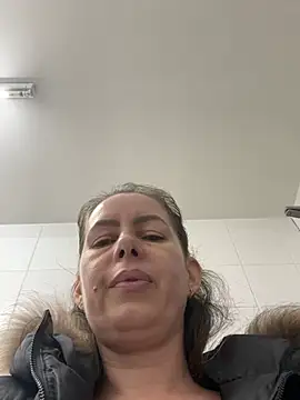 Snapshot of uber_babe chatting on 16, 12, 2024 uber babe online show from 16, 12, 2024