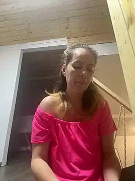 Snapshot of uber_babe chatting on 28, 12, 2024 uber babe online show from 28, 12, 2024