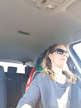 Snapshot of uber_babe chatting on 6, 1, 2025 uber babe online show from 6, 1, 2025