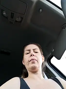 Snapshot of uber_babe chatting on 17, 1, 2025 uber babe online show from 17, 1, 2025