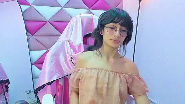 Snapshot of Danny_Face chatting on 11, 2, 2026 Danny Face online show from 11, 2, 2026