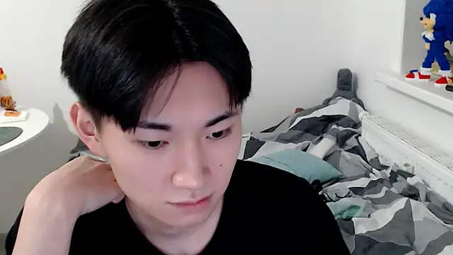 Miram Yu online show from 13, 10, 2025