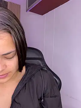 HannaRhodes online show from 27, 10, 2025