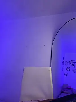 MadelineBenet online show from 18, 11, 2025