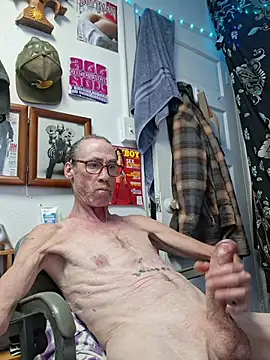 Snapshot of Undercover_Pornstar chatting on 12, 7, 2026 Undercover Pornstar online show from 12, 7, 2026