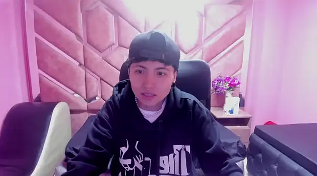 Snapshot of Im_Mathias chatting on 15, 1, 2025 Im Mathias online show from 15, 1, 2025