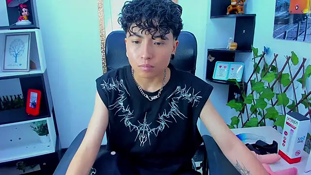 Im Mathias online show from 17, 10, 2025