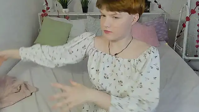 DreamyLuna online show from 25, 1, 2025